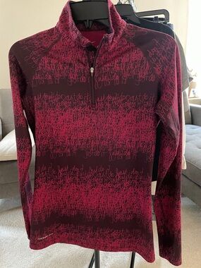 Nike Women’s Half Zip-Up Therma Fit Jacket - Burgundy with Pink Script M